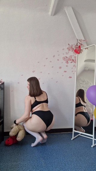 Shiny Stockings Try-on Nude, Grey, White & Black Lace Tops