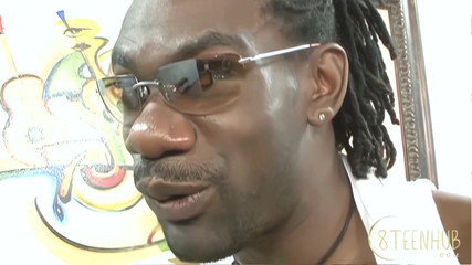 8teenhub - Jordin Skye Has a Tiny Black Adventure