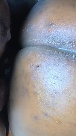 Thick Fat Ass Housewife Wants Her Neighbors Dick