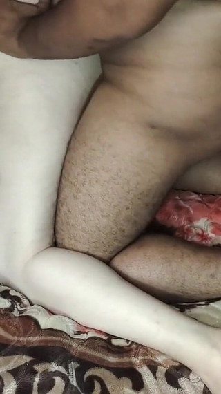 Moroccan Whore with a Gulf Woman - Sex Arab