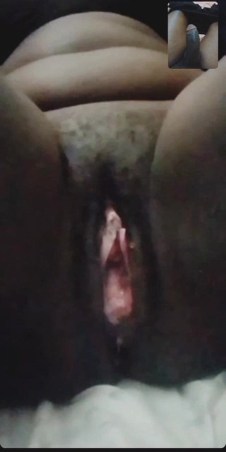 Black Old Stepmom Enjoy Masturbating on Video Call