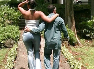 Big ass ebony chick gets slammed on the bed