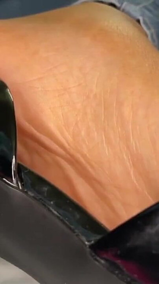 Ebony Girl Does Shoeplay with Her Black Heels & Shows Her New Pedicure on Her Feet