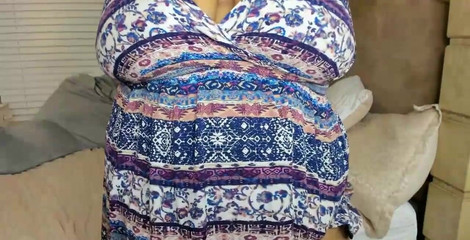 Ebony BBW's pussy stream